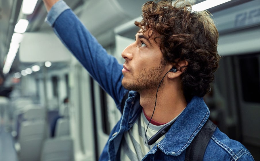 Tai nghe bluetooth JBL Live 220BT