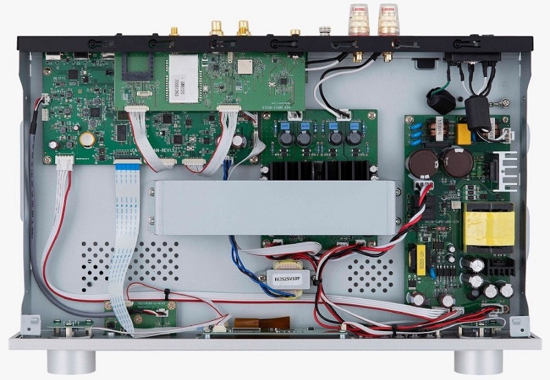 null thiết kế của Music Server Cocktail Audio N25AMP