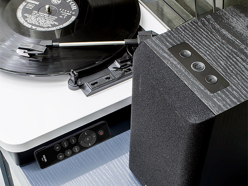 null Loa Edifier M601DB điều khiển