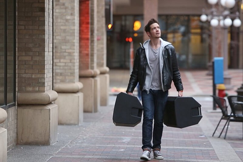 null đặc điểm của Loa Electro-Voice ZLX-15BT