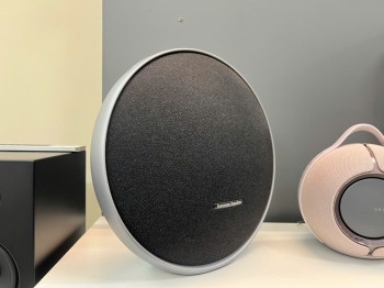 Loa Harman Kardon Onyx Studio 9