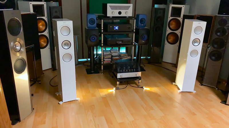 null giá của Loa KEF R5 Meta