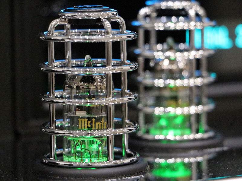 null công suất của Amply McIntosh MA352