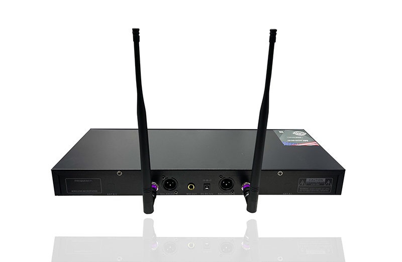 null giá của Micro MK A-8