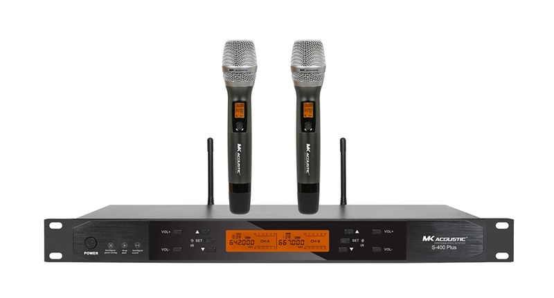 null Micro MK S-400 Plus giá 6 triệu đồng.