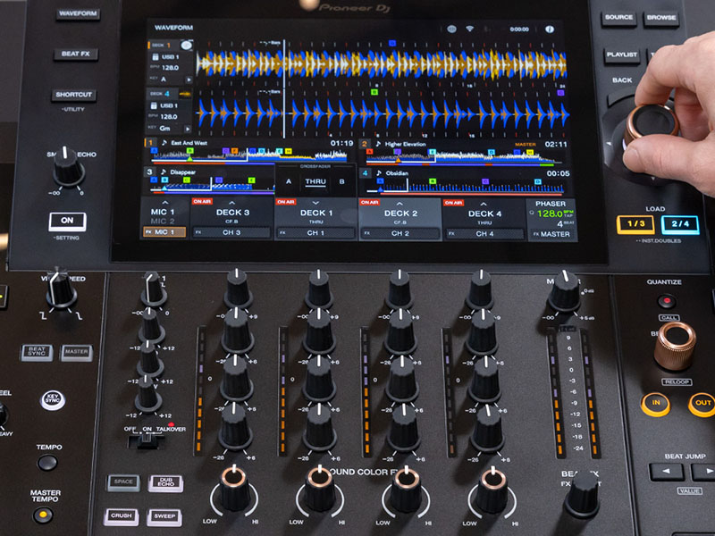 null ứng dụng của bàn dj Pioneer XDJ Opus - Quad