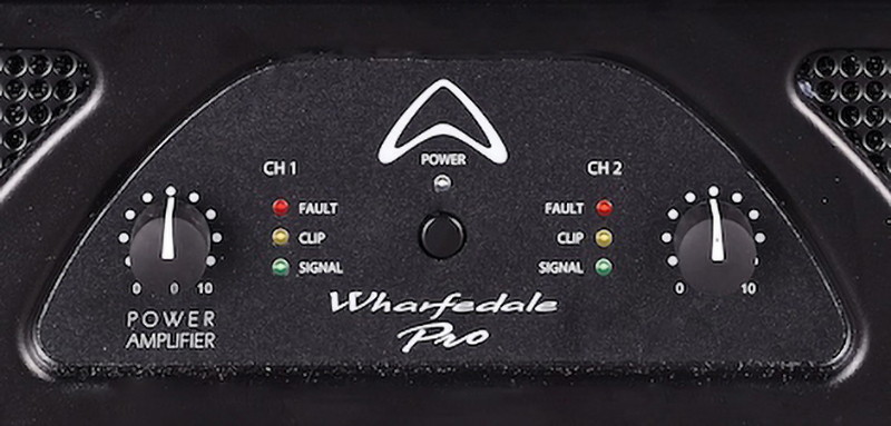 Đẩy công suất Wharfedale Pro XR 1500 mặt trước amply